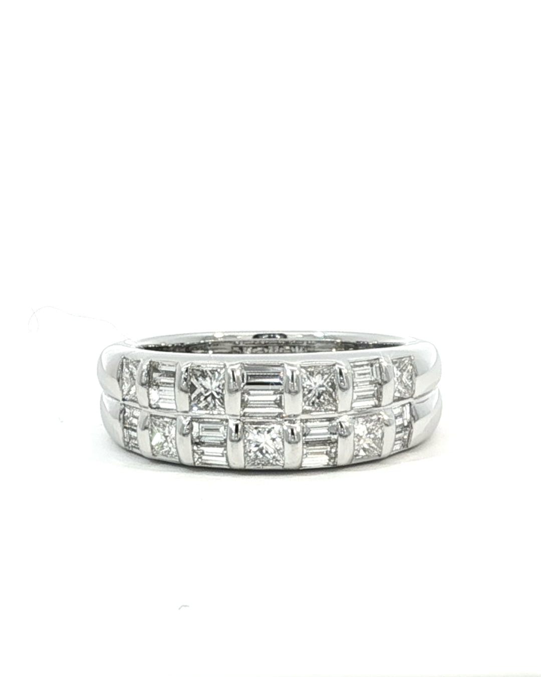 ERM804 twin-row diamond band ring in gold